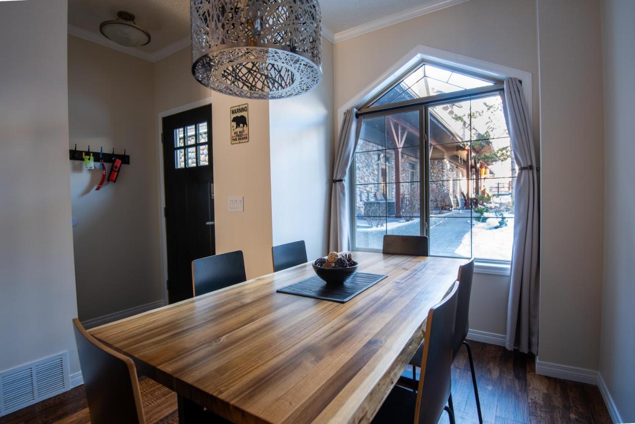 Renovated Chalet At Mystic Springs, Mountain Views, Pets Welcome! كانمور المظهر الخارجي الصورة